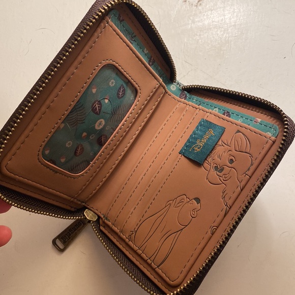 Loungefly Green and Red Fox Wallet - Picture 4 of 4